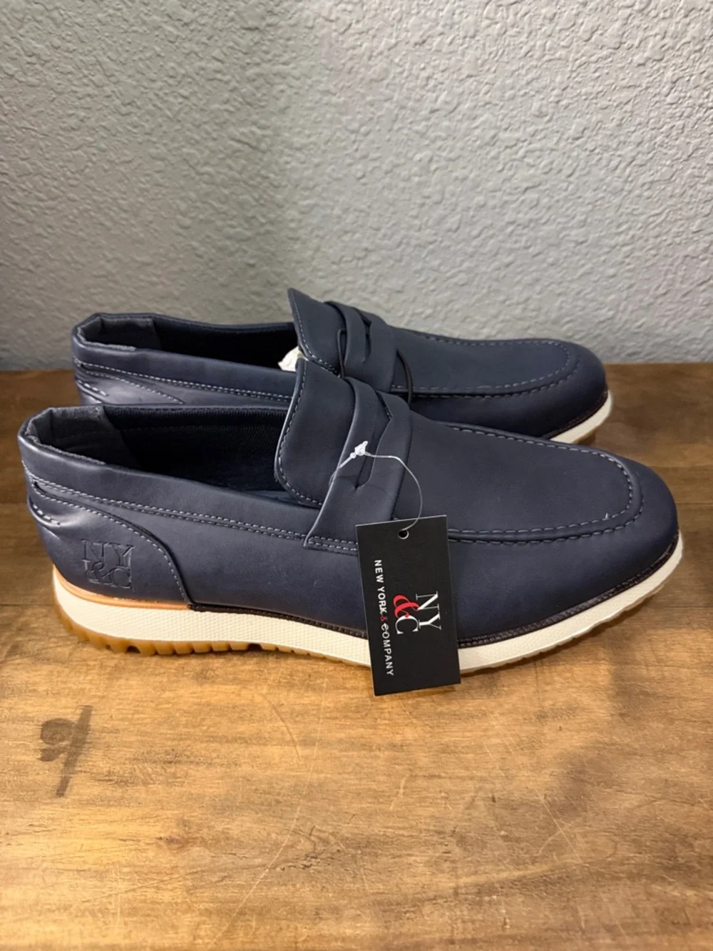 Men's New York & Company Navy Slip-On Loafers size 10